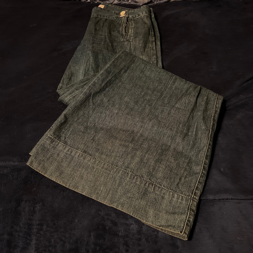 Old Navy lowrise flair jeans size 6 tall